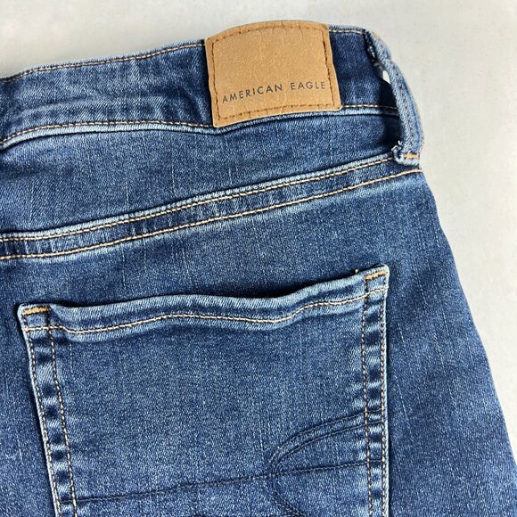 American Eagle Shorts Women's 28* Hi Rise Shortie Blue Cuffed Denim Jorts Tag 4 - Picture 9 of 16